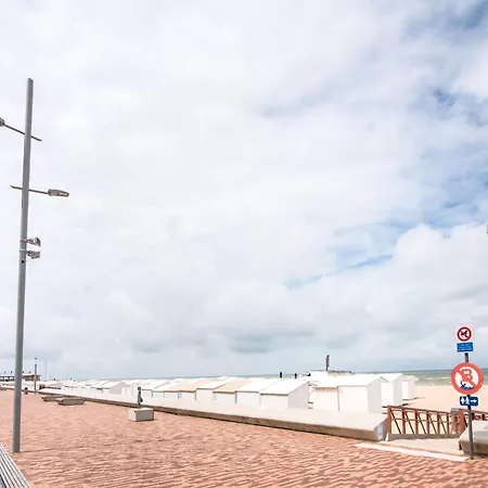 Cozy By The North Sea Apartment *